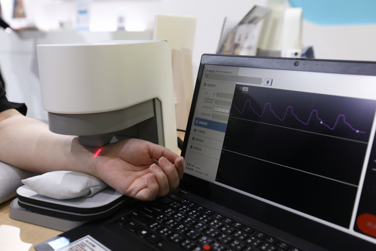 ���_�ſ��}��z�yϵ�y͸�^��X���ʿ�������ϵ�y��߀ԭ���t����ָ���}�^�̵��e���������ַ������}������D���ɔ��������F�ǻ��t�����ʴ_��