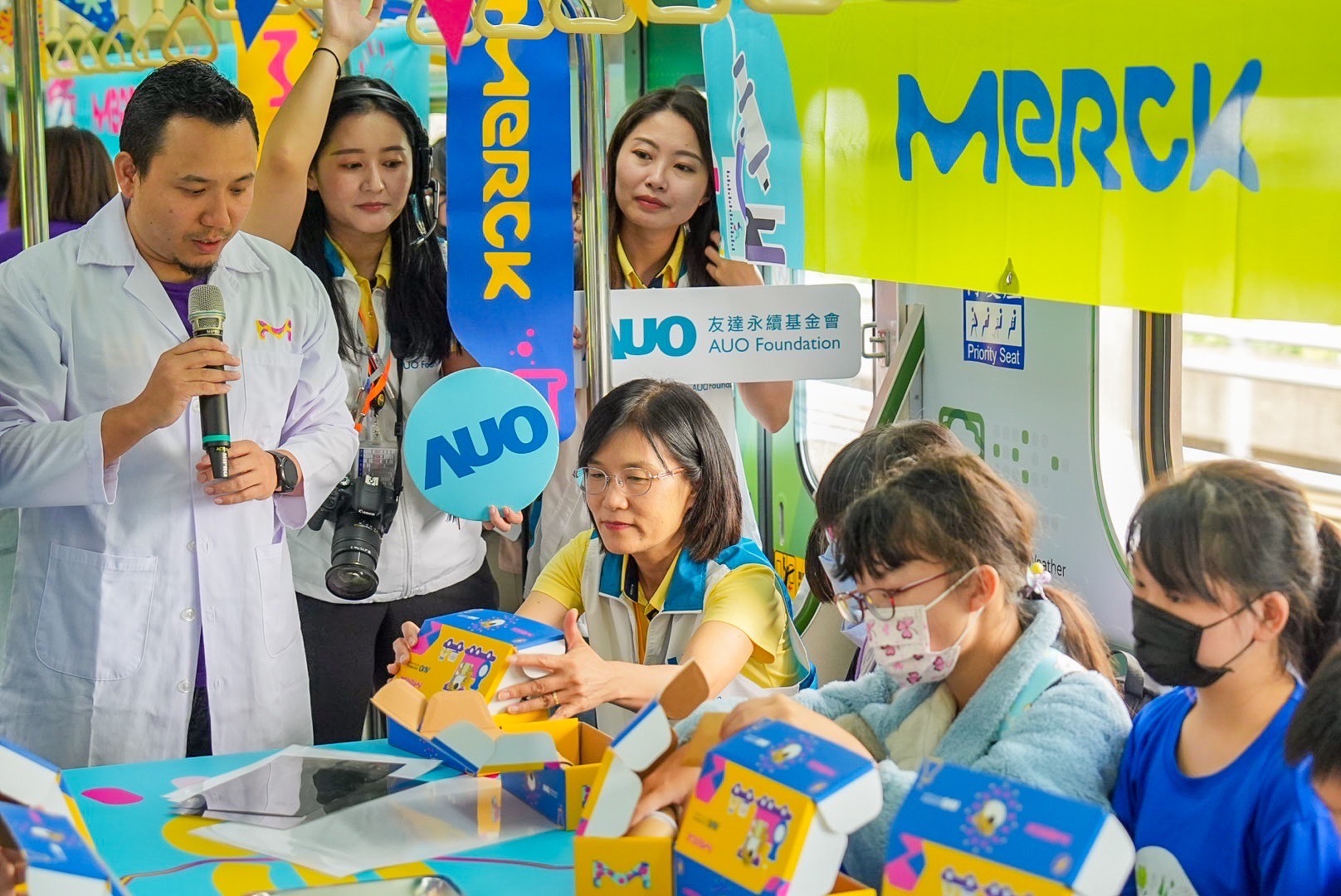 ���_�Թ����������Դ��ˮ�YԴ������ģ��OӋ��������Դ��ѭ�h��������Ԫ���m�������}���K�y�ֹ����ⷰ�Ĭ���_�l����ƌW�̲ļ������w򞣬��׌���m���B͸�^�ƌW̽����������